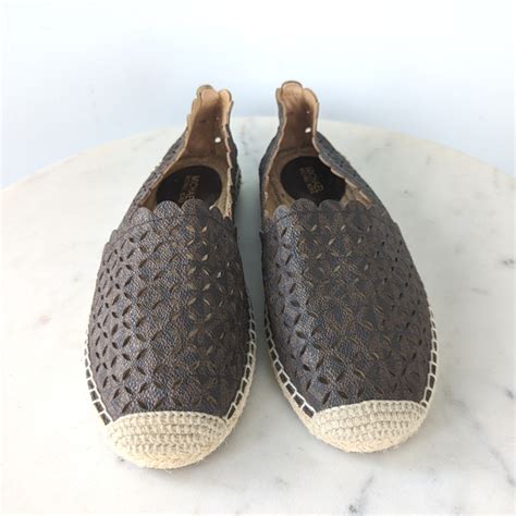 michael kors alexis laser cut schuhe|Michael Kors Alexis Slip on Mini MK Laser Espadrilles Brown.